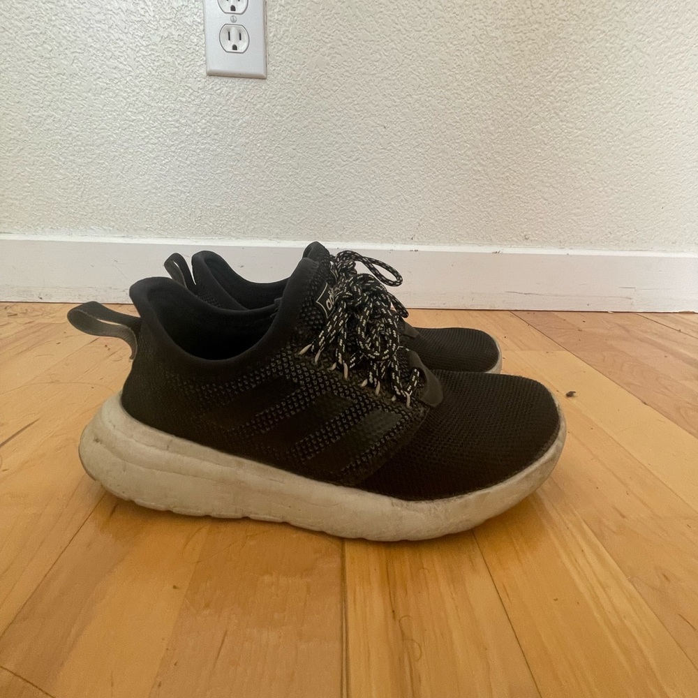 adidas cloudfoam sneakers size 7